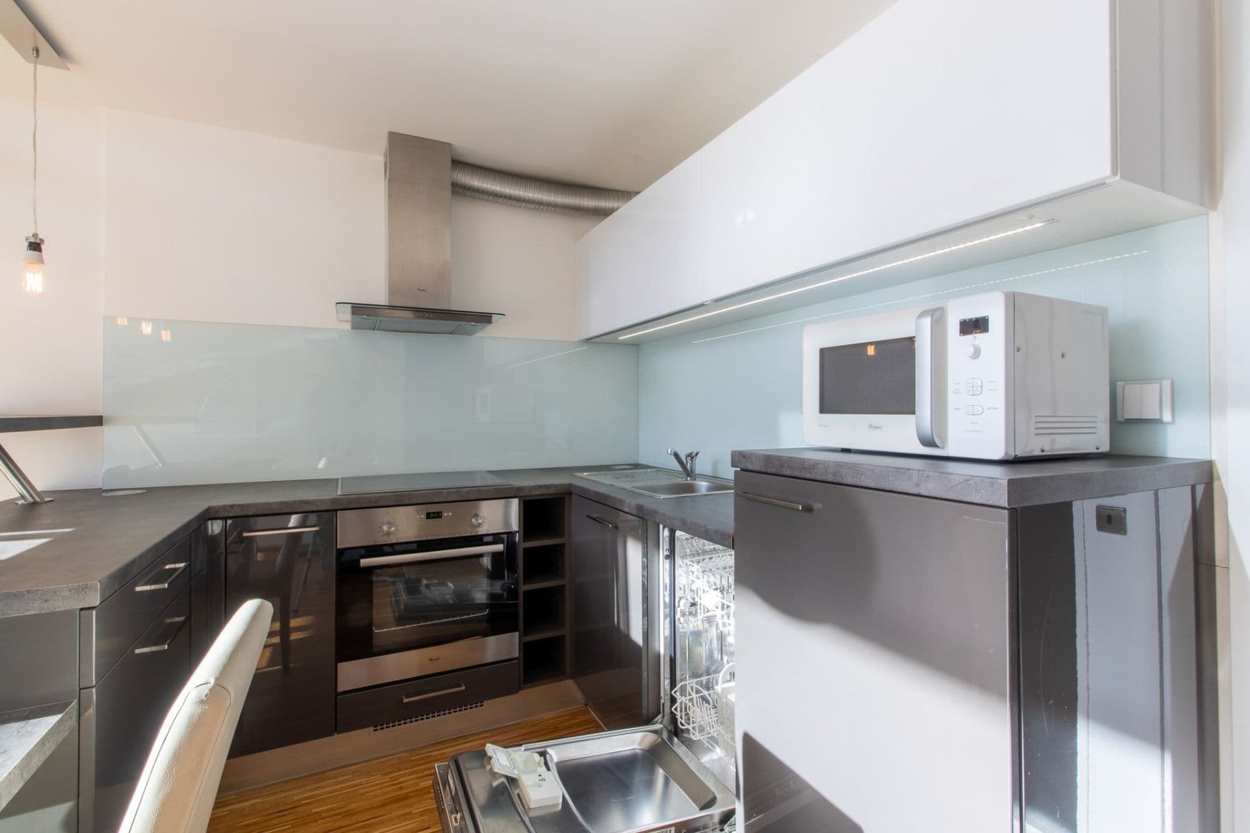 1 bedroom with open-plan kitchen flat to rent, 48 m², U libeňského pivovaru, Prague, Prague 1 bedroom with open-plan kitchen flat to rent, 48 m², U libeňského pivovaru, Prague, Prague