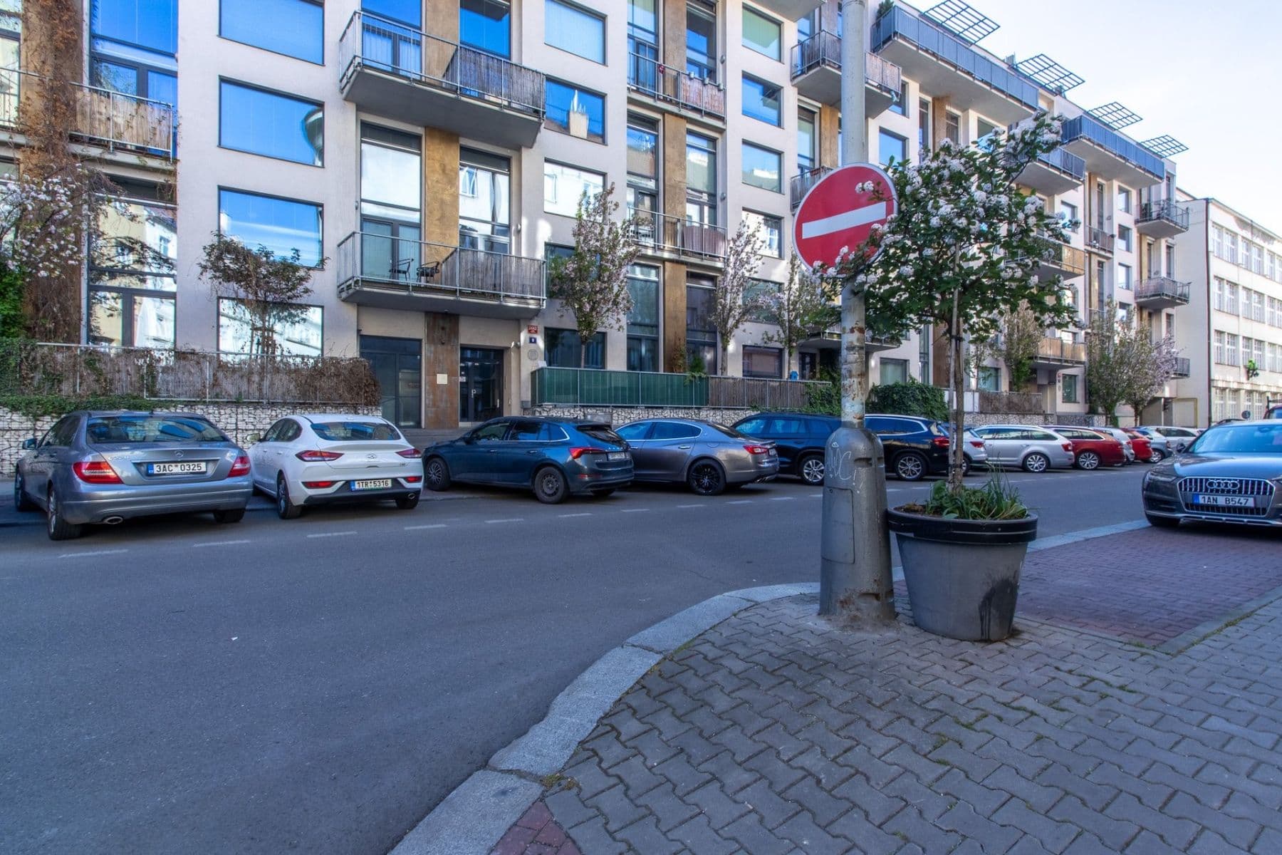 1 bedroom with open-plan kitchen flat to rent, 48 m², U libeňského pivovaru, Prague, Prague 1 bedroom with open-plan kitchen flat to rent, 48 m², U libeňského pivovaru, Prague, Prague