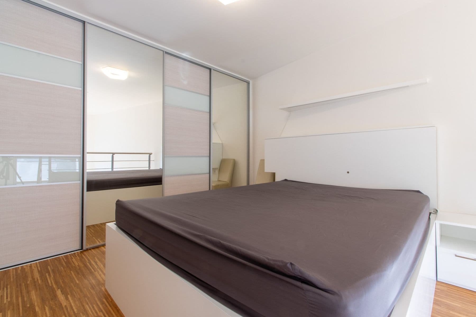 1 bedroom with open-plan kitchen flat to rent, 48 m², U libeňského pivovaru, Prague, Prague 1 bedroom with open-plan kitchen flat to rent, 48 m², U libeňského pivovaru, Prague, Prague