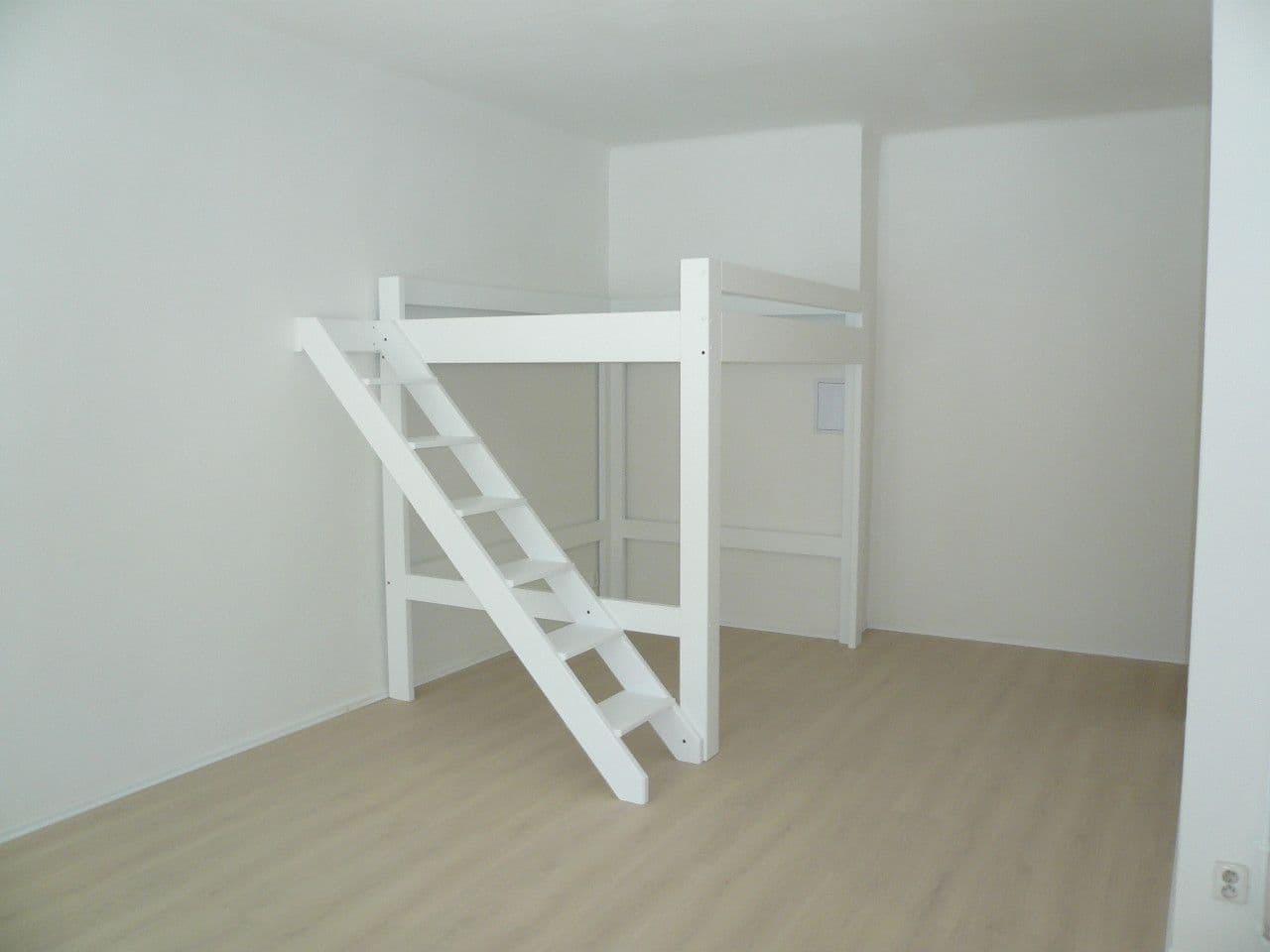 1 bedroom flat to rent, 45 m², Táboritská, Prague, Prague 1 bedroom flat to rent, 45 m², Táboritská, Prague, Prague