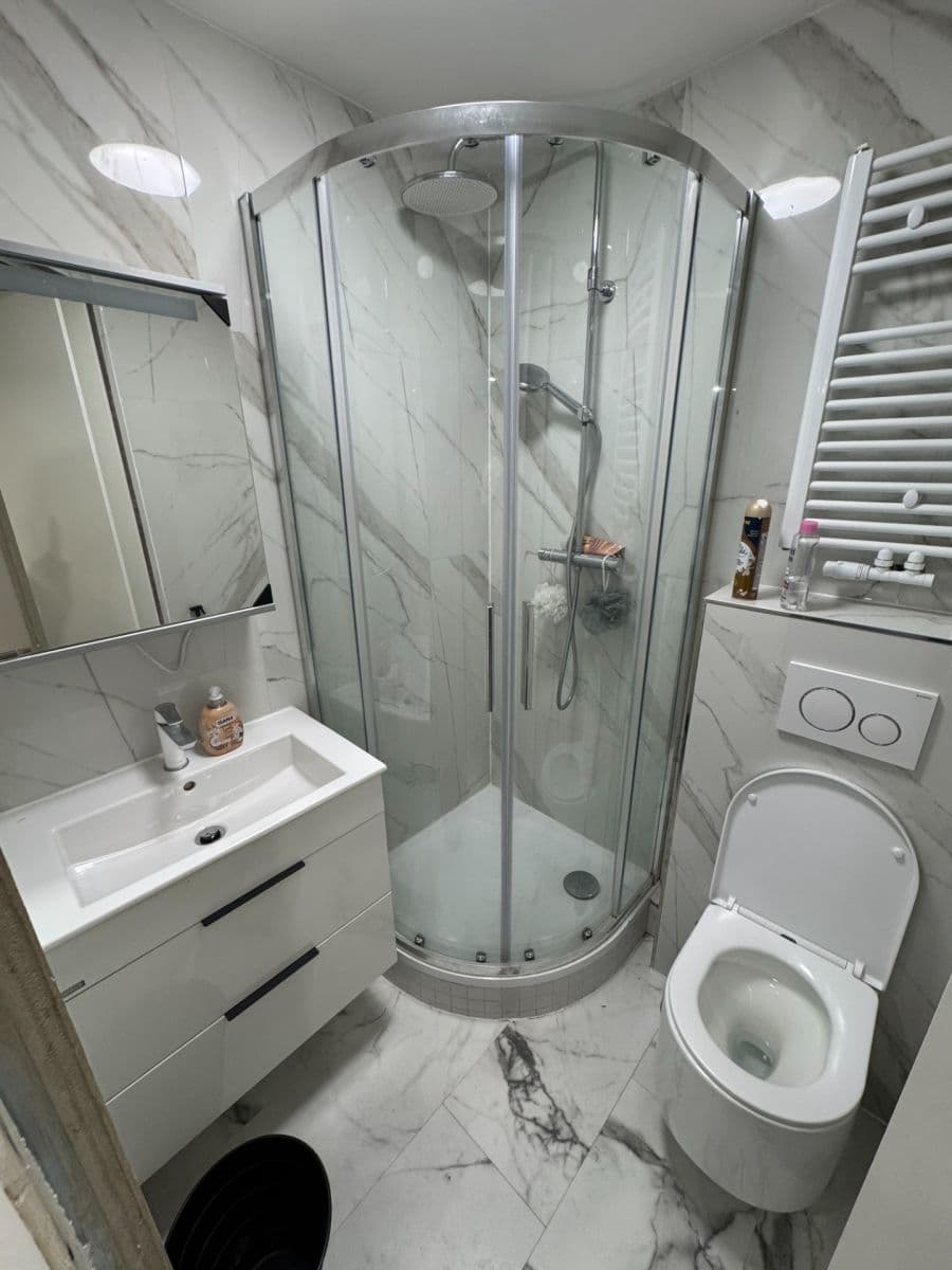 Studio flat to rent, 15 m², U Půjčovny, Prague, Prague Studio flat to rent, 15 m², U Půjčovny, Prague, Prague