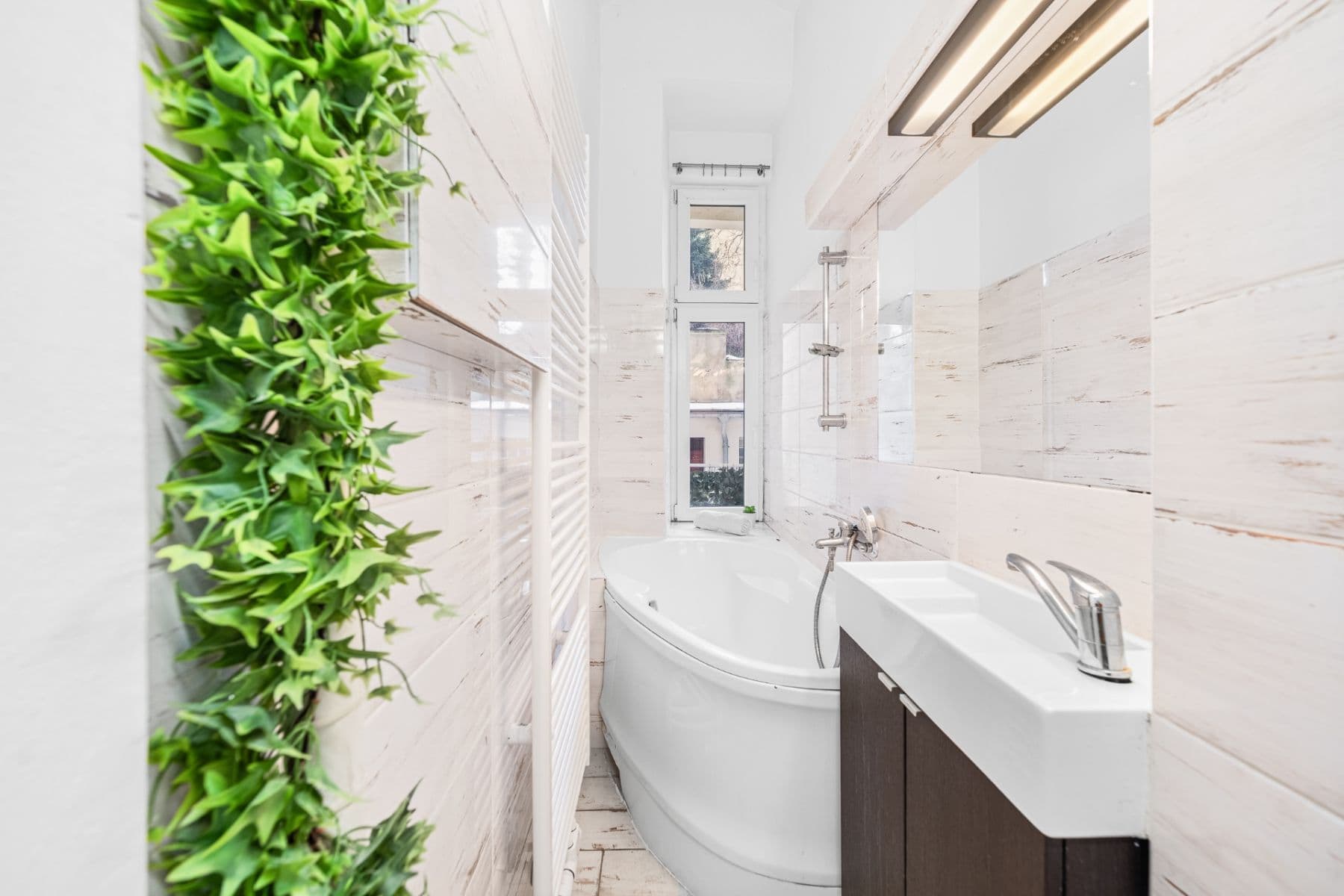 2 bedroom with open-plan kitchen flat to rent, 65 m², Bělehradská, Prague, Prague 2 bedroom with open-plan kitchen flat to rent, 65 m², Bělehradská, Prague, Prague