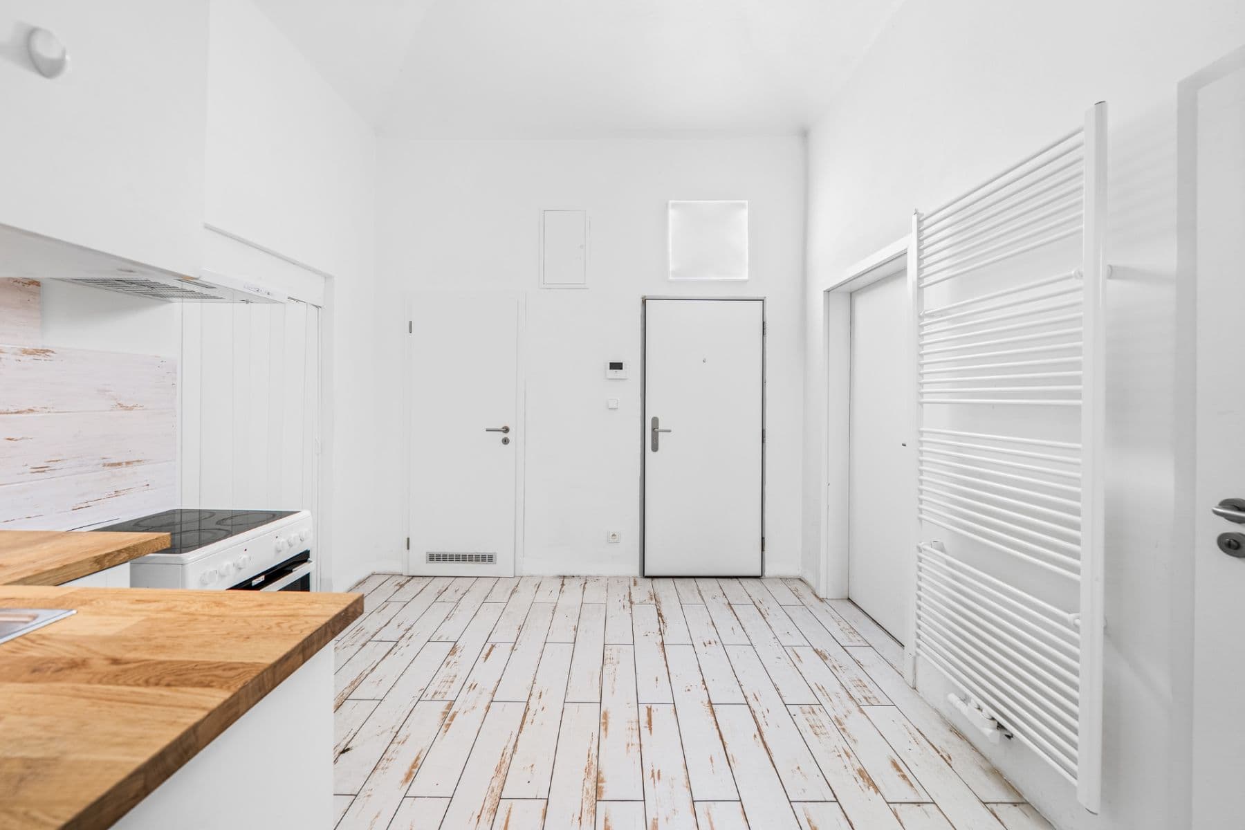 2 bedroom with open-plan kitchen flat to rent, 65 m², Bělehradská, Prague, Prague 2 bedroom with open-plan kitchen flat to rent, 65 m², Bělehradská, Prague, Prague