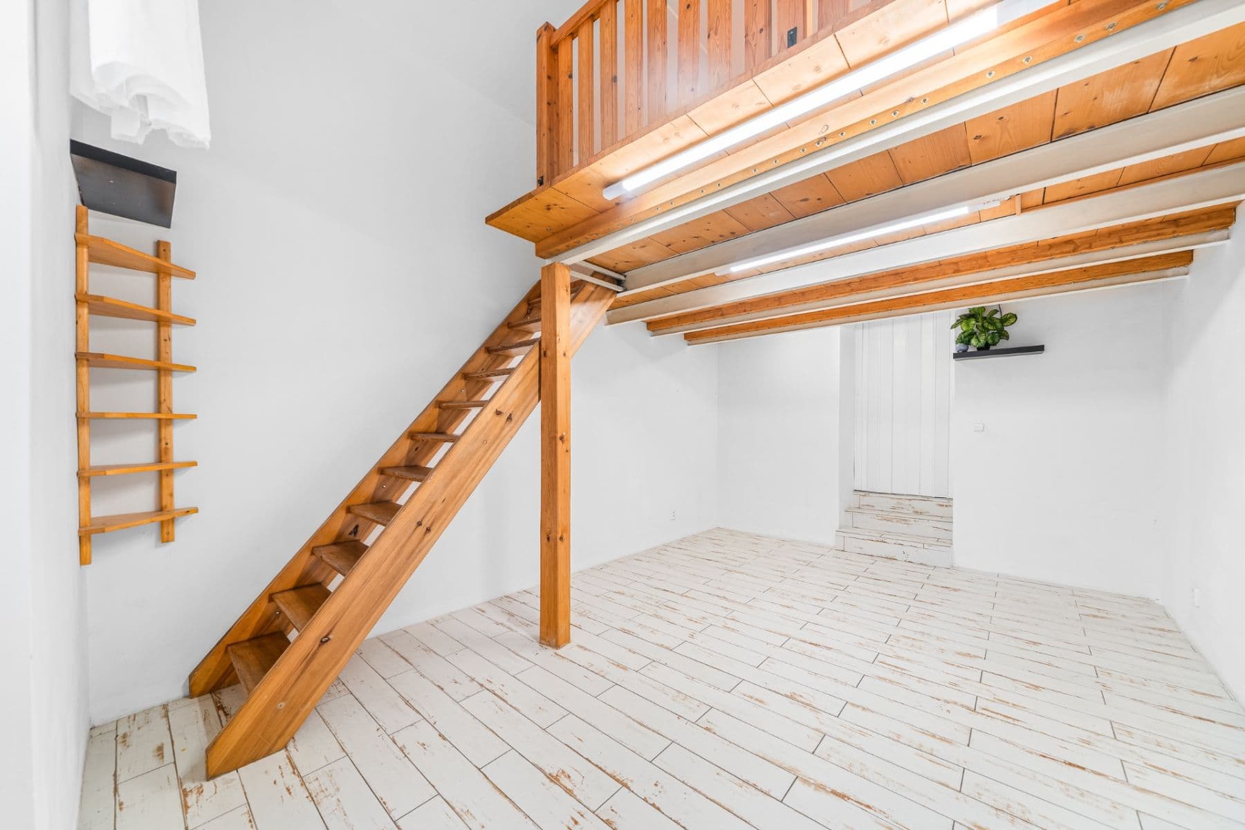 2 bedroom with open-plan kitchen flat to rent, 65 m², Bělehradská, Prague, Prague 2 bedroom with open-plan kitchen flat to rent, 65 m², Bělehradská, Prague, Prague