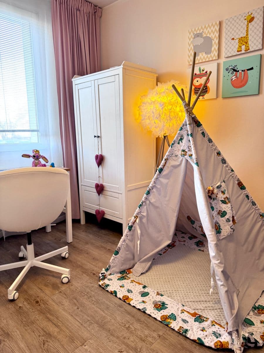 3 bedroom flat to rent, 75 m², Otradovická, Prague, Prague 3 bedroom flat to rent, 75 m², Otradovická, Prague, Prague