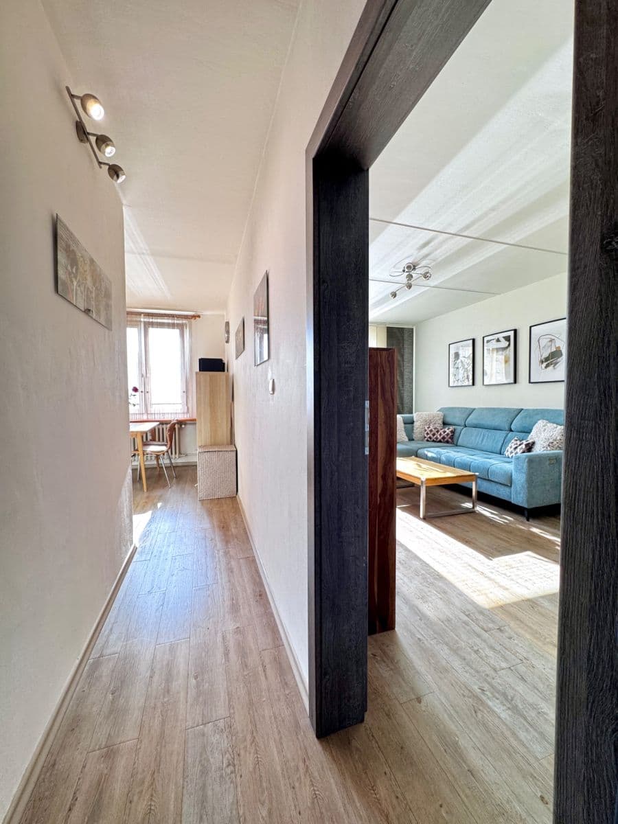 3 bedroom flat to rent, 75 m², Otradovická, Prague, Prague 3 bedroom flat to rent, 75 m², Otradovická, Prague, Prague