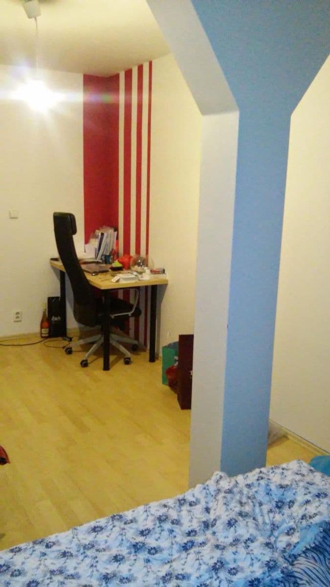 1 bedroom with open-plan kitchen flat to rent, 64 m², Stroupežnického, Prague, Prague 1 bedroom with open-plan kitchen flat to rent, 64 m², Stroupežnického, Prague, Prague