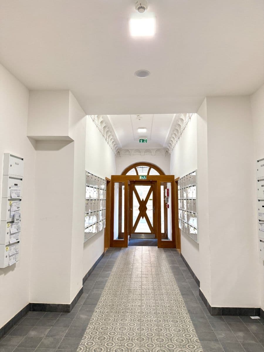 Studio flat to rent, 17 m², Sokolská, Prague, Prague Studio flat to rent, 17 m², Sokolská, Prague, Prague