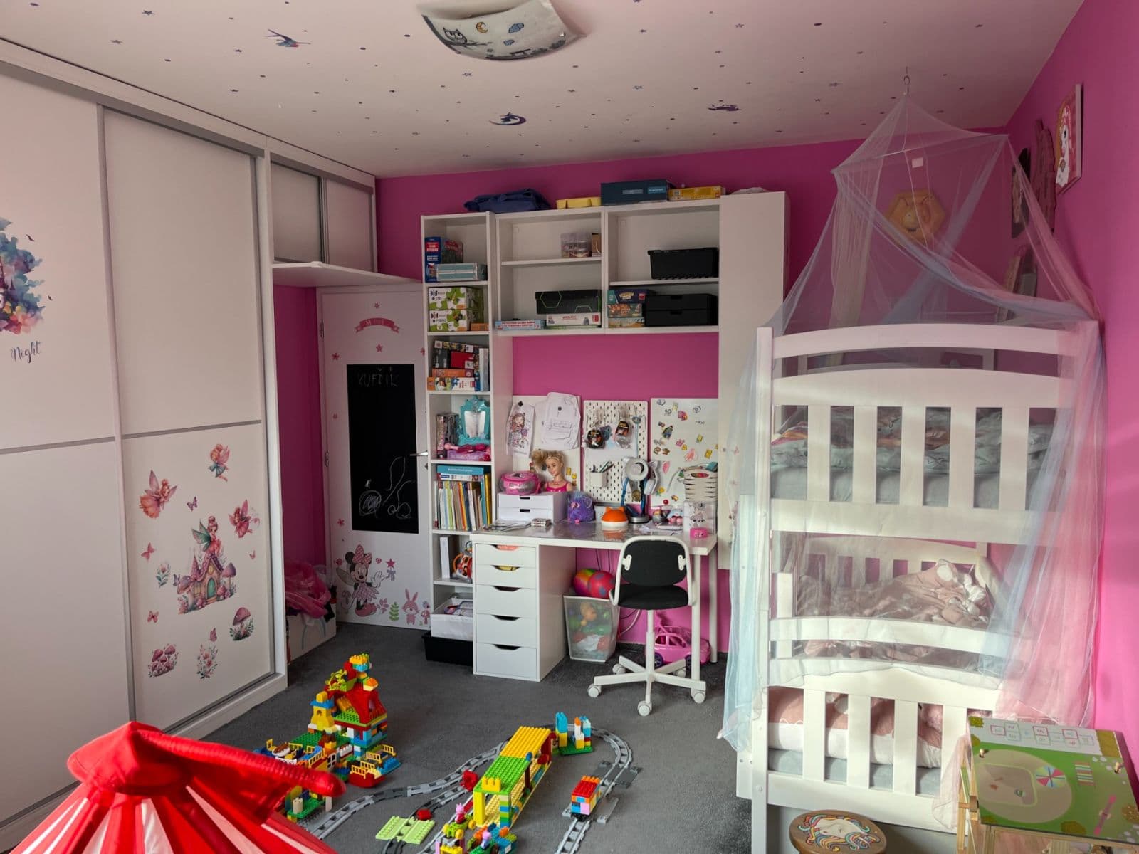 2 bedroom with open-plan kitchen flat to rent, 80 m², Ke Kříži, Prague, Prague 2 bedroom with open-plan kitchen flat to rent, 80 m², Ke Kříži, Prague, Prague