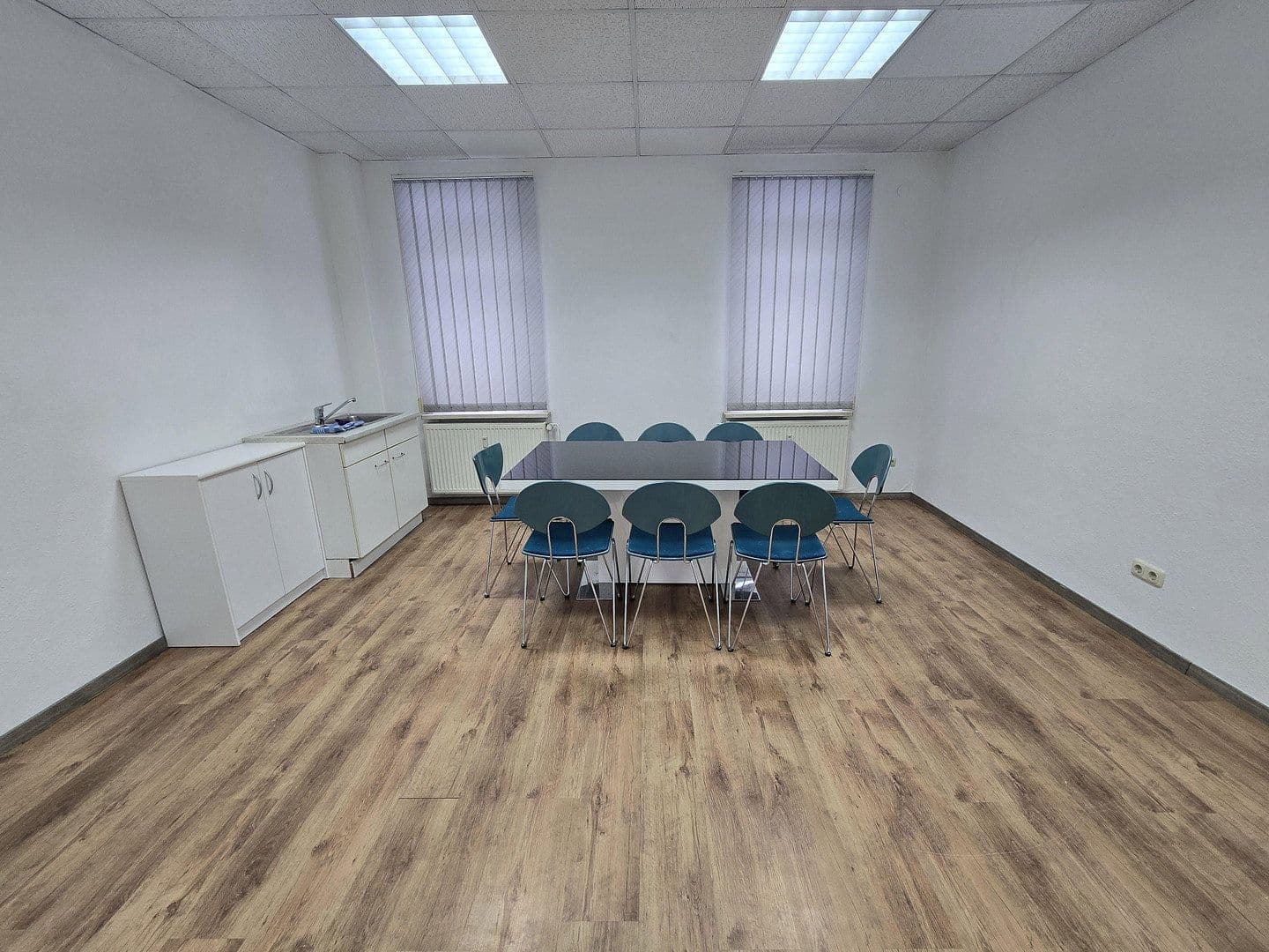 office to rent, 66 m², Hesseröder Straße 11, Nordhausen, Thuringia office to rent, 66 m², Hesseröder Straße 11, Nordhausen, Thuringia