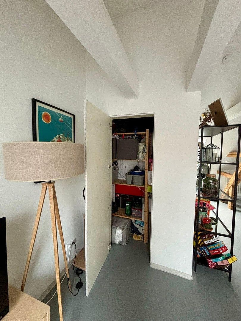 1 bedroom with open-plan kitchen flat to rent, 62 m², Feuerseeplatz 10, Stuttgart, Baden-Württemberg 1 bedroom with open-plan kitchen flat to rent, 62 m², Feuerseeplatz 10, Stuttgart, Baden-Württemberg