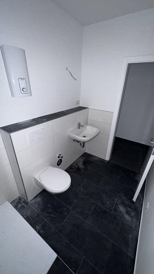 3 bedroom flat to rent, 71 m², Helmholtzstraße 96, Oberhausen, North Rhine-Westphalia 3 bedroom flat to rent, 71 m², Helmholtzstraße 96, Oberhausen, North Rhine-Westphalia