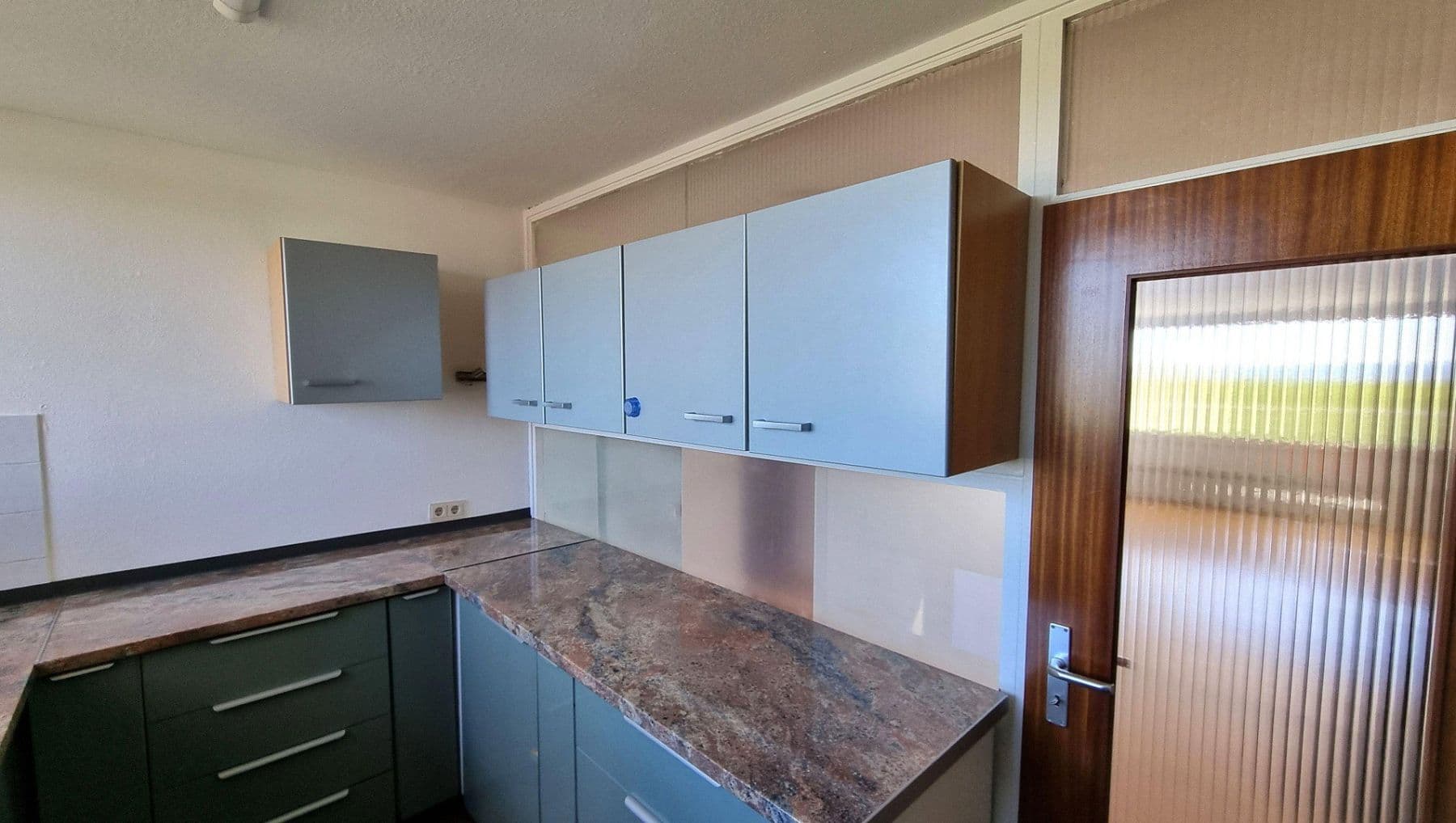 2 bedroom with open-plan kitchen flat for sale, 84 m², Kornwestheim, Baden-Württemberg 2 bedroom with open-plan kitchen flat for sale, 84 m², Kornwestheim, Baden-Württemberg