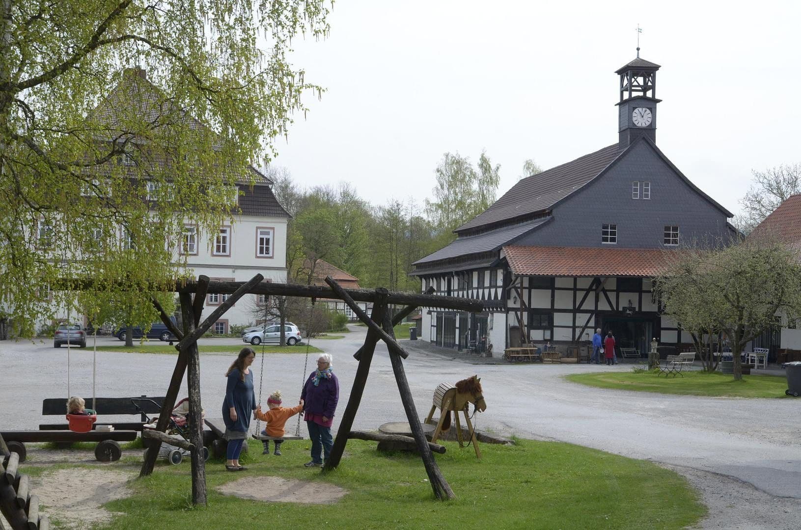 2 bedroom with open-plan kitchen flat to rent, 129 m², Alte Dorfstraße 1a, Seesen, Lower Saxony 2 bedroom with open-plan kitchen flat to rent, 129 m², Alte Dorfstraße 1a, Seesen, Lower Saxony