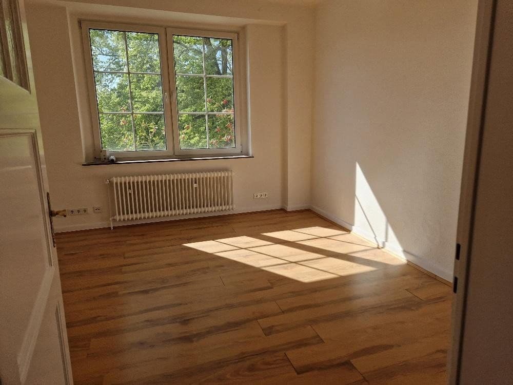 4 bedroom flat to rent, 139 m², Siegburg, North Rhine-Westphalia 4 bedroom flat to rent, 139 m², Siegburg, North Rhine-Westphalia