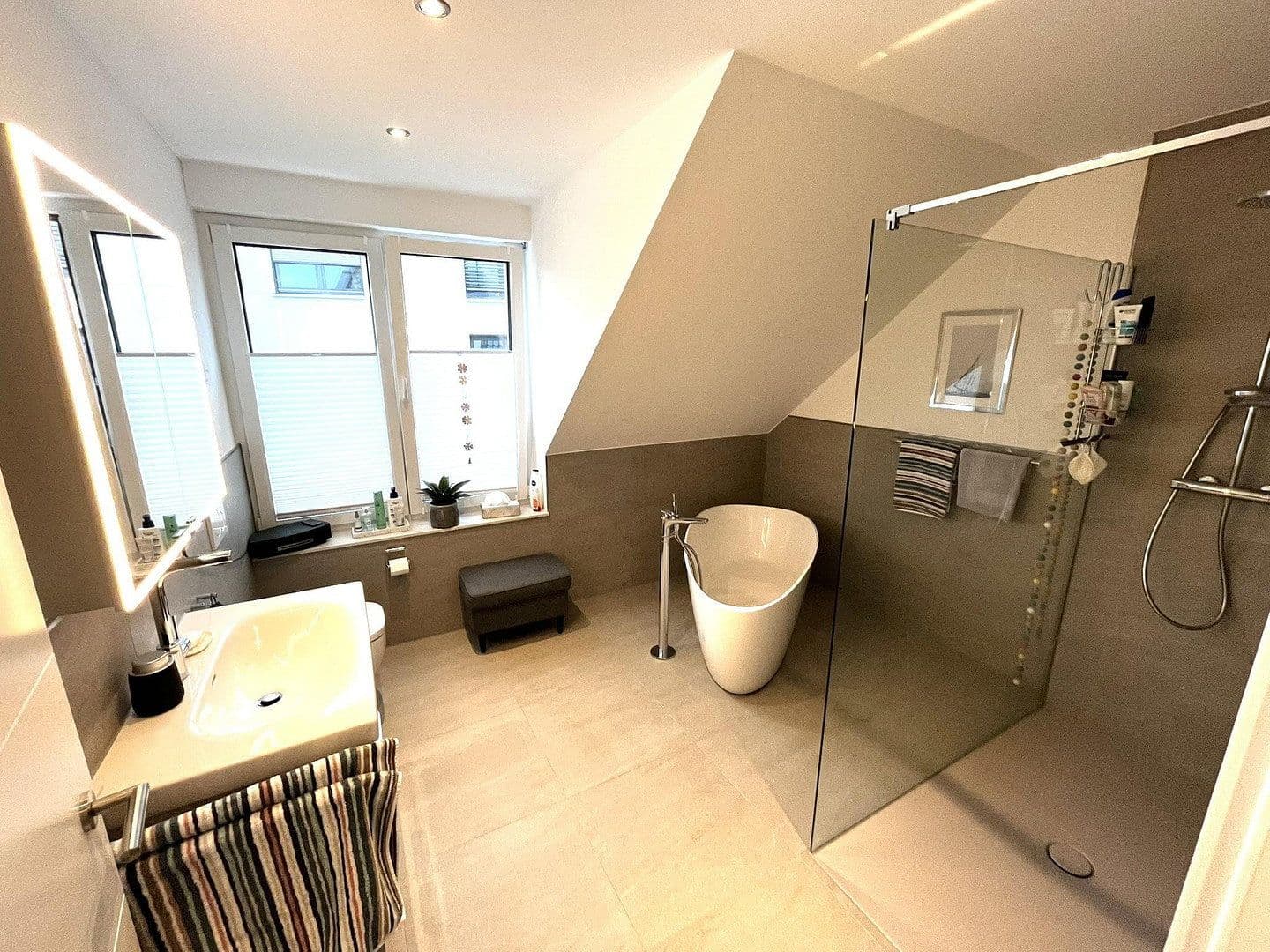 house to rent, 128 m², Detmold, North Rhine-Westphalia house to rent, 128 m², Detmold, North Rhine-Westphalia