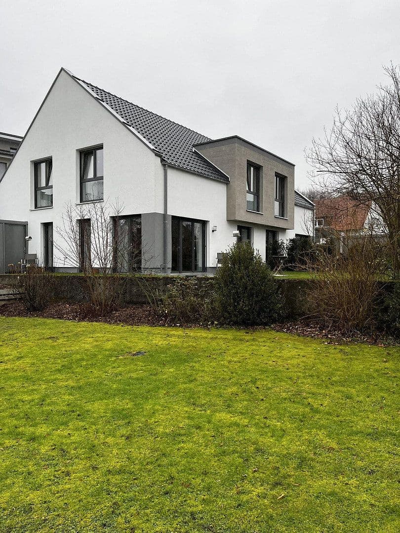 house to rent, 128 m², Detmold, North Rhine-Westphalia house to rent, 128 m², Detmold, North Rhine-Westphalia
