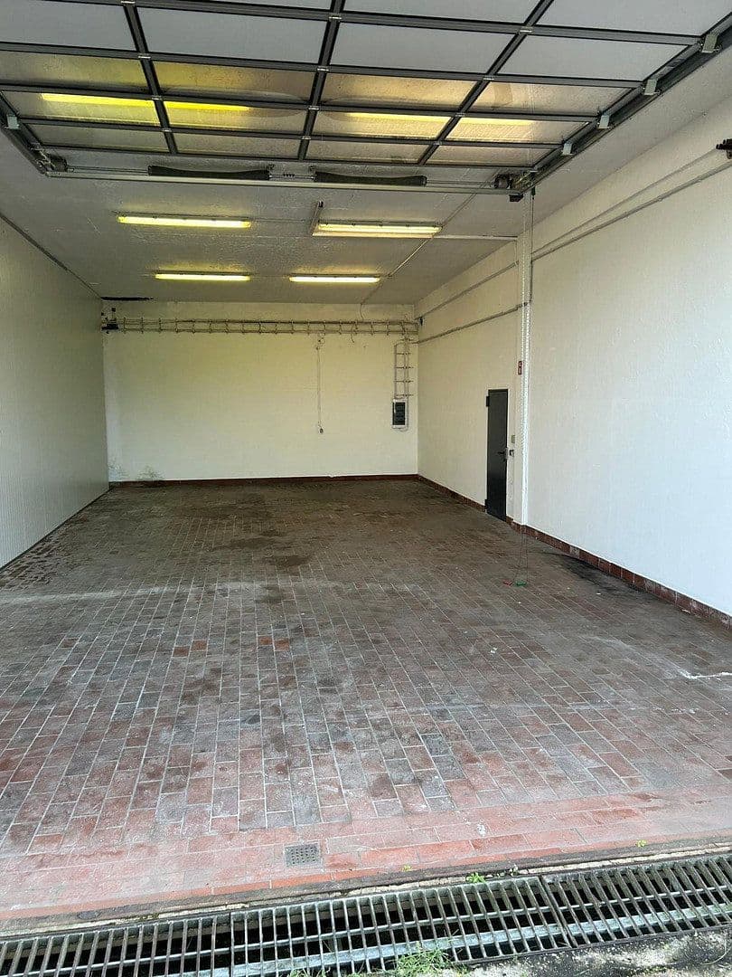 non-residential property to rent, 131 m², Iserlohn, North Rhine-Westphalia non-residential property to rent, 131 m², Iserlohn, North Rhine-Westphalia