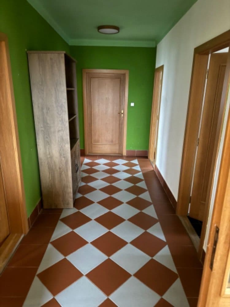 3 bedroom flat to rent, 100 m², Štíhlická, Vyžlovka, Středočeský Region 3 bedroom flat to rent, 100 m², Štíhlická, Vyžlovka, Středočeský Region