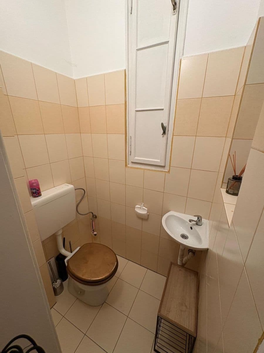 1 bedroom with open-plan kitchen flat to rent, 76 m², Na Kovárně, Prague, Prague 1 bedroom with open-plan kitchen flat to rent, 76 m², Na Kovárně, Prague, Prague