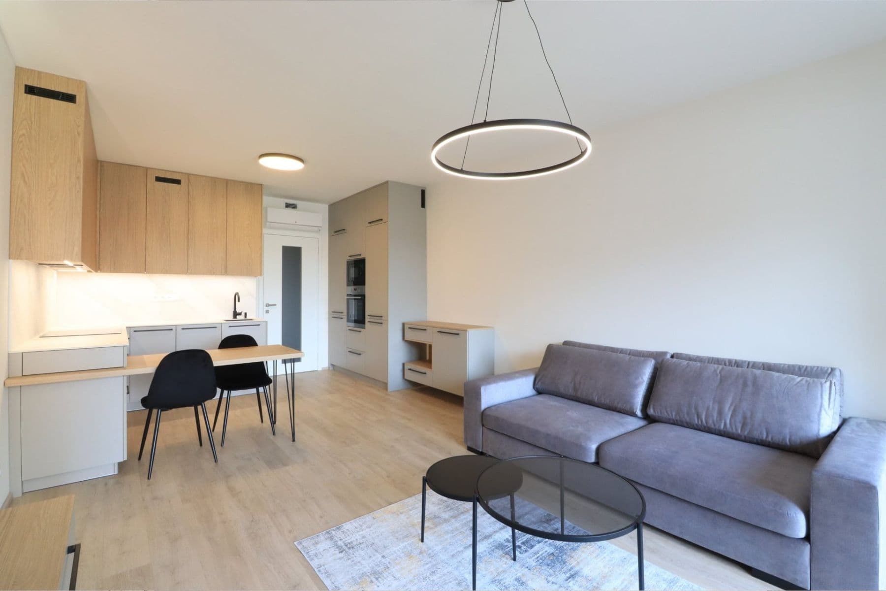 Studio flat to rent, 39 m², Poděbradská, Prague, Prague Studio flat to rent, 39 m², Poděbradská, Prague, Prague