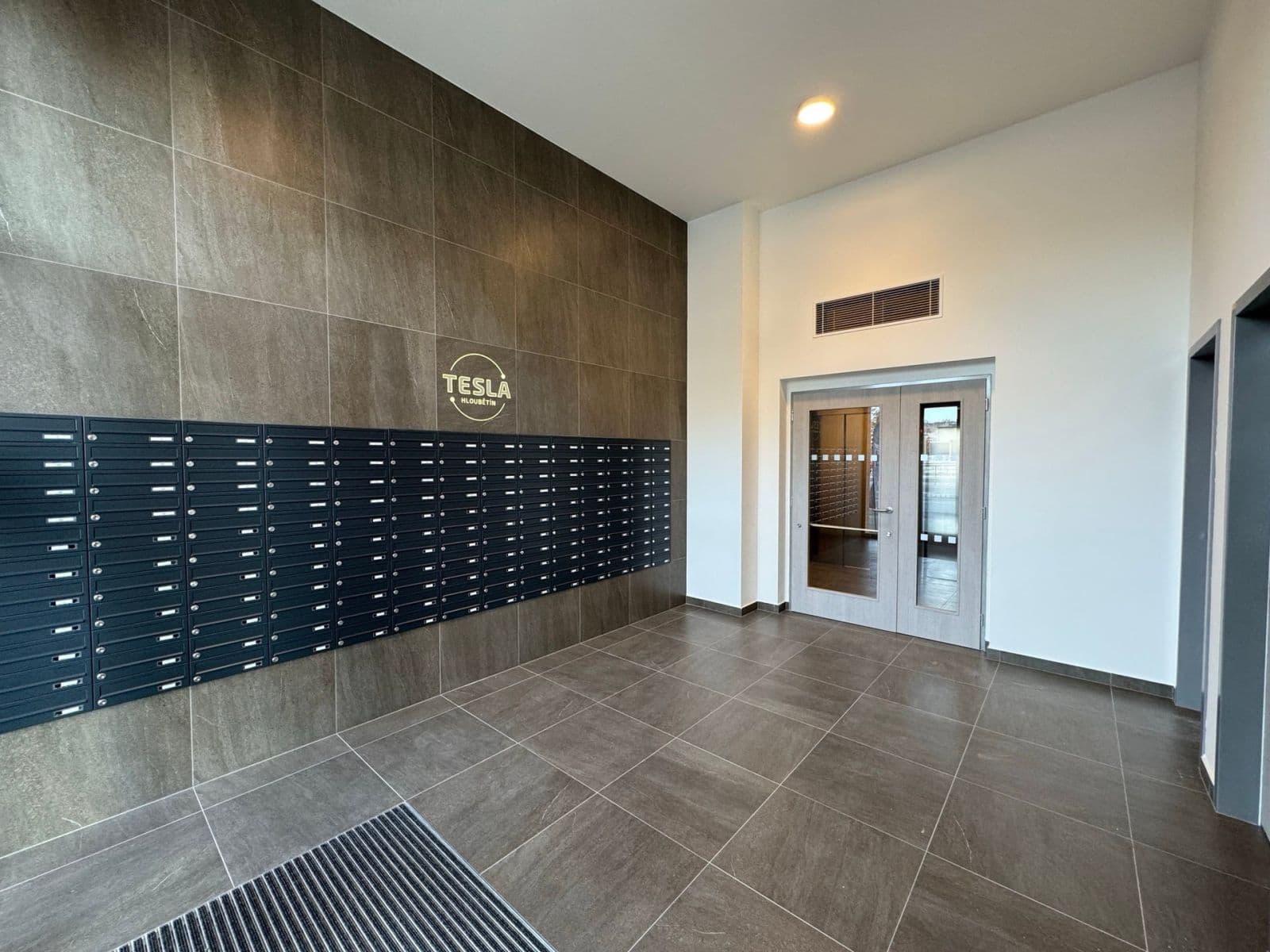 Studio flat to rent, 39 m², Poděbradská, Prague, Prague Studio flat to rent, 39 m², Poděbradská, Prague, Prague