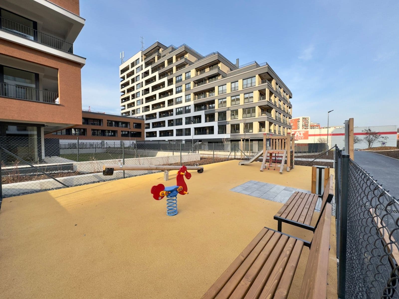 Studio flat to rent, 39 m², Poděbradská, Prague, Prague Studio flat to rent, 39 m², Poděbradská, Prague, Prague