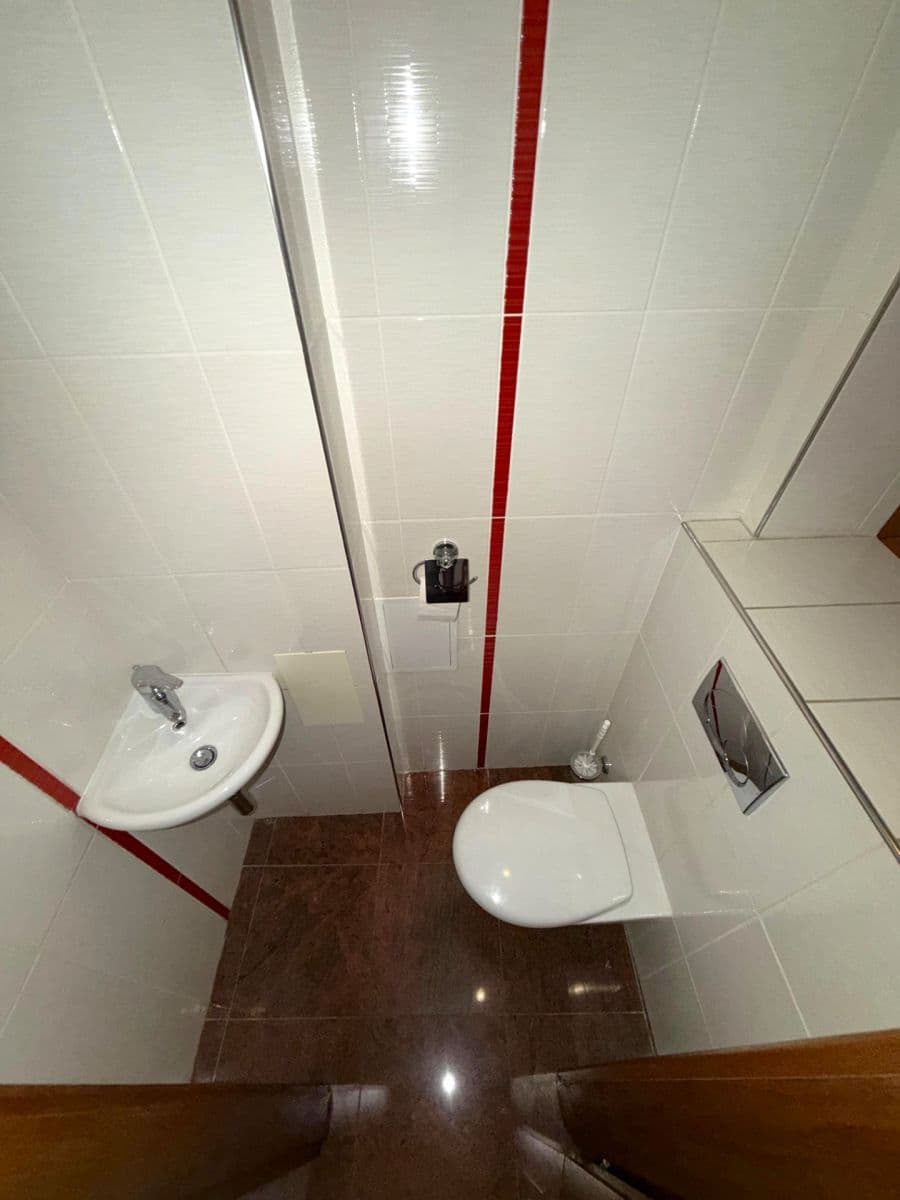 1 bedroom flat to rent, 47 m², Viklefova, Prague, Prague 1 bedroom flat to rent, 47 m², Viklefova, Prague, Prague