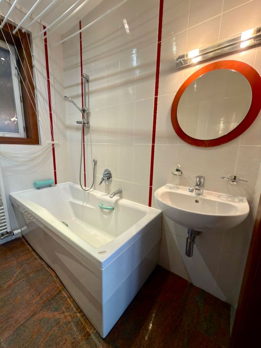 1 bedroom flat to rent, 47 m², Viklefova, Prague, Prague 1 bedroom flat to rent, 47 m², Viklefova, Prague, Prague