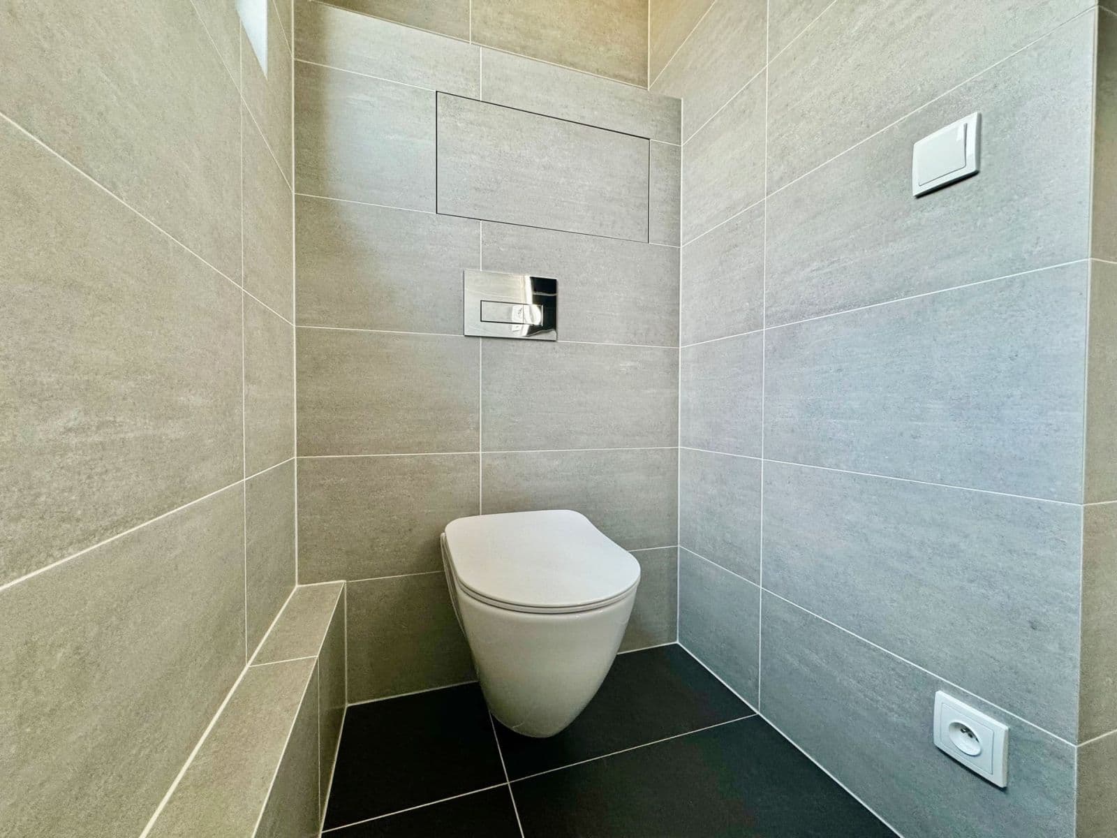 Studio flat to rent, 37 m², V háji, Prague, Prague Studio flat to rent, 37 m², V háji, Prague, Prague