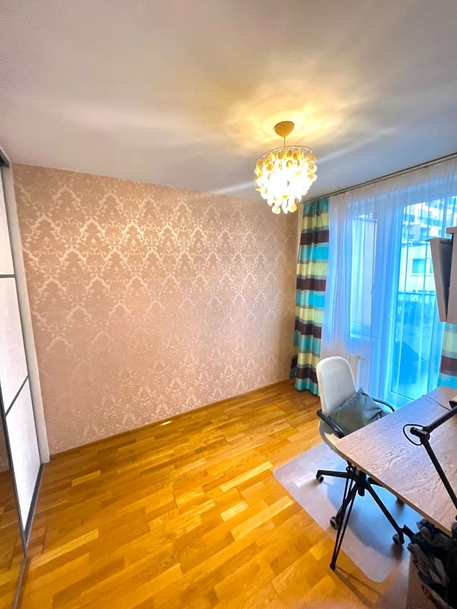4 bedroom flat to rent, 150 m², Pod Harfou, Prague, Prague 4 bedroom flat to rent, 150 m², Pod Harfou, Prague, Prague