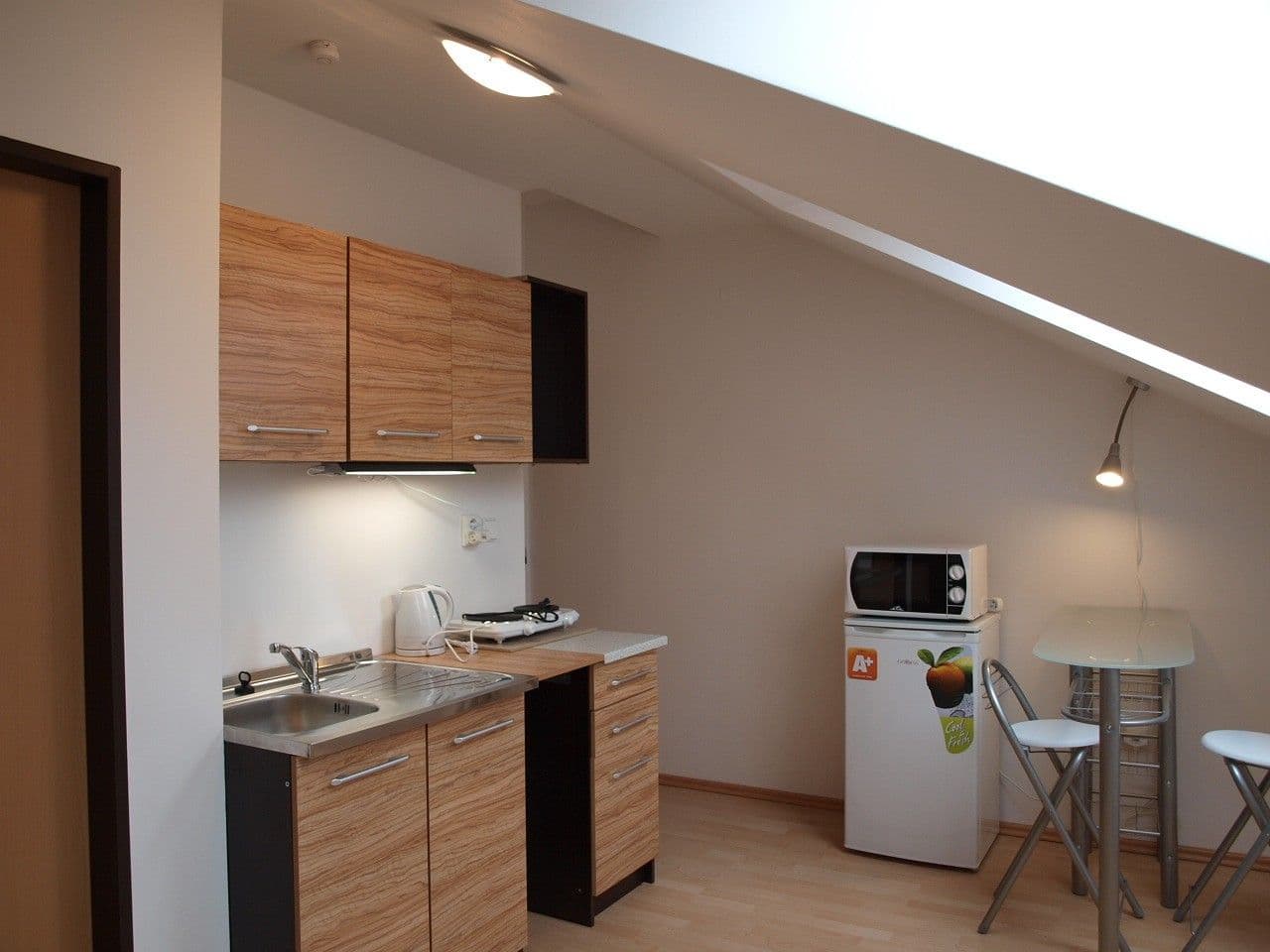 Studio flat to rent, 17 m², Ořechová, Rebešovice, Jihomoravský Region Studio flat to rent, 17 m², Ořechová, Rebešovice, Jihomoravský Region