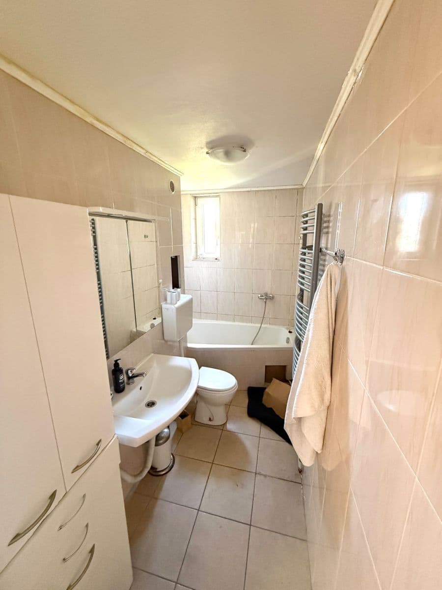 3 bedroom flat to rent, 71 m², Bitozeves, Ústecký Region 3 bedroom flat to rent, 71 m², Bitozeves, Ústecký Region