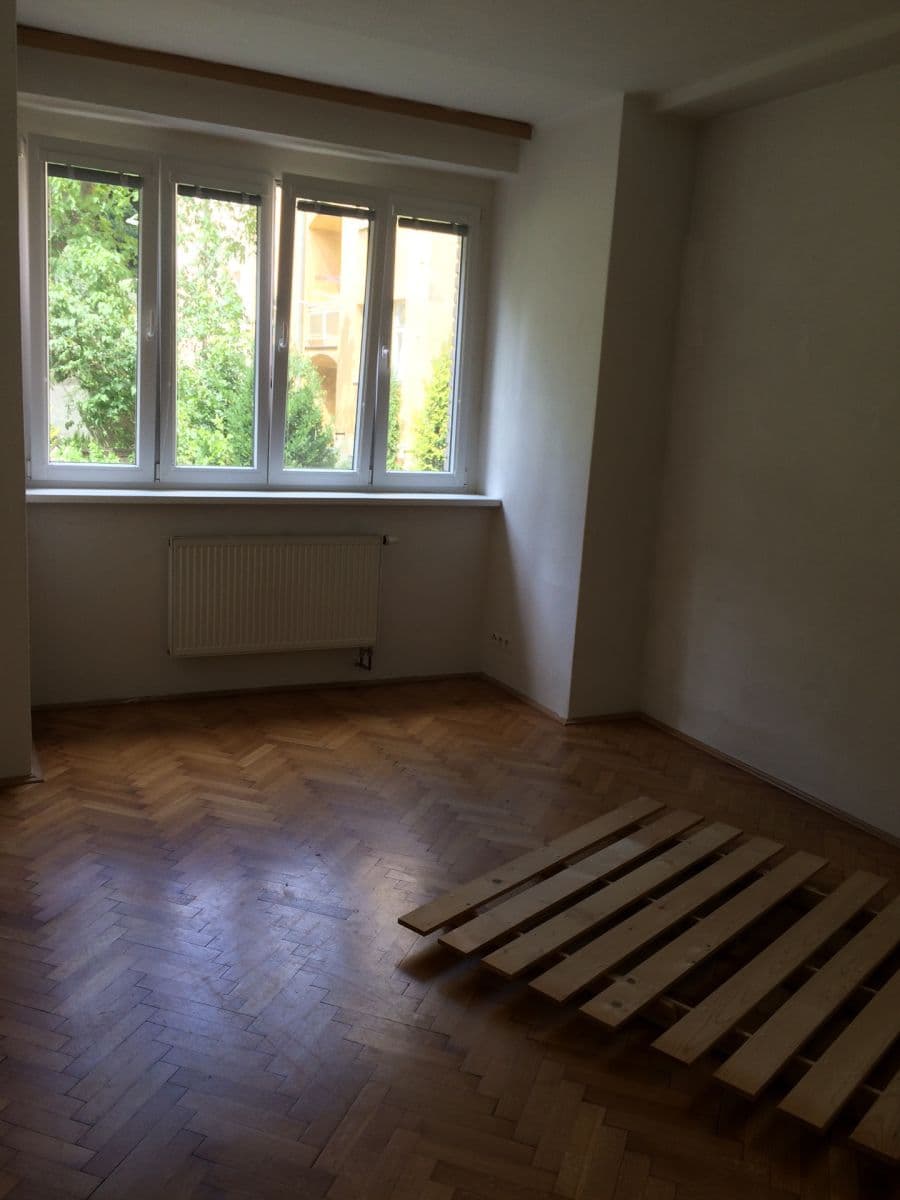 3 bedroom flat to rent, 84 m², Holečkova, Prague, Prague 3 bedroom flat to rent, 84 m², Holečkova, Prague, Prague