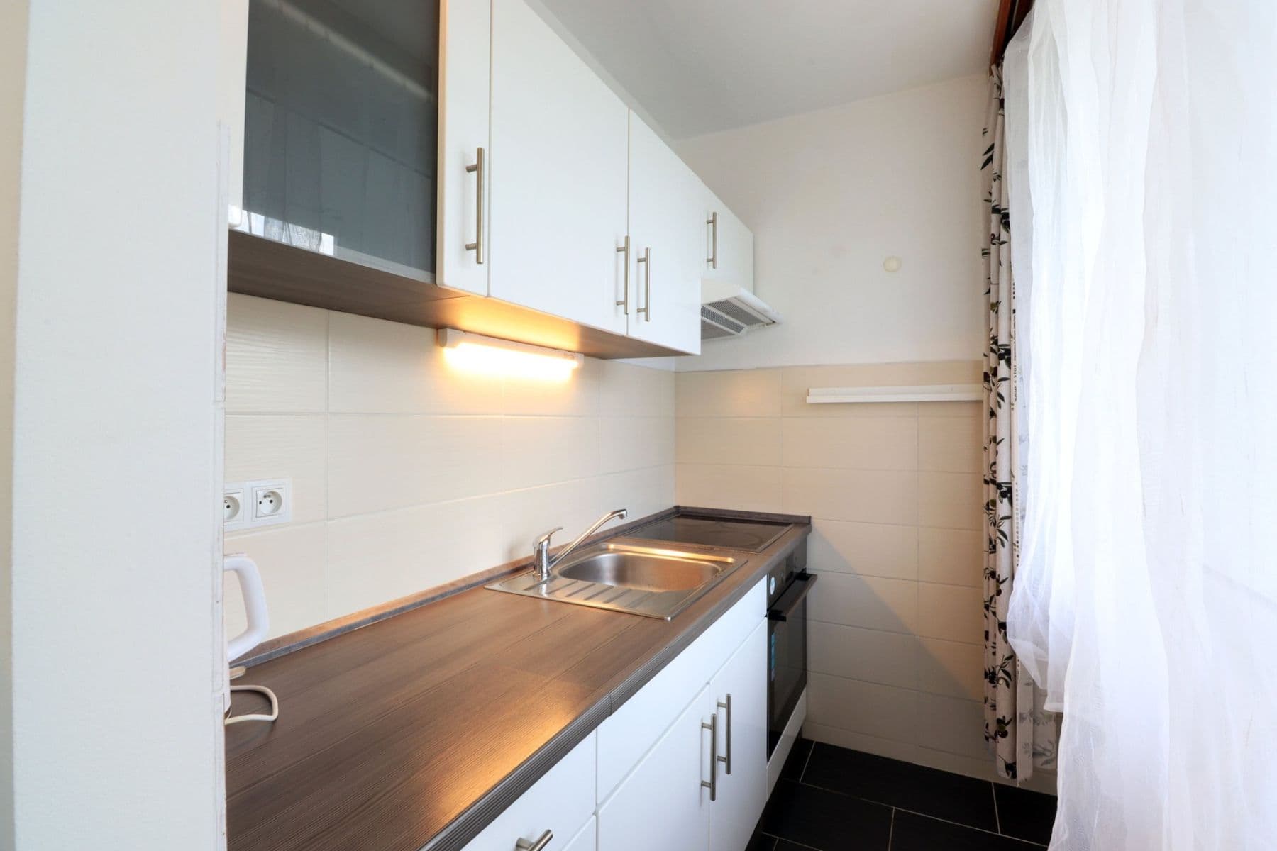 Studio flat to rent, 33 m², Hurbanova, Prague, Prague Studio flat to rent, 33 m², Hurbanova, Prague, Prague