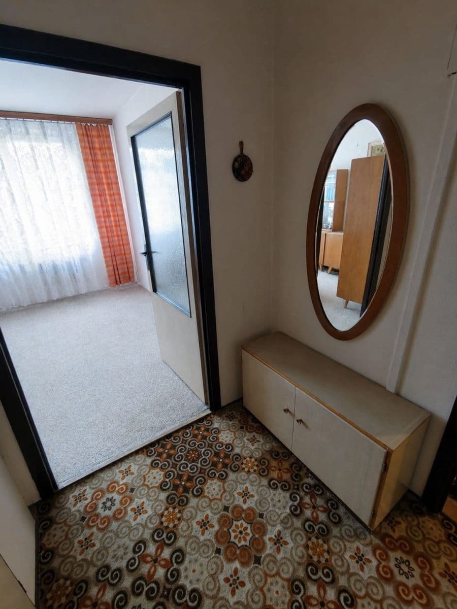 2 bedroom flat to rent, 53 m², Dubnova, Prague, Prague 2 bedroom flat to rent, 53 m², Dubnova, Prague, Prague