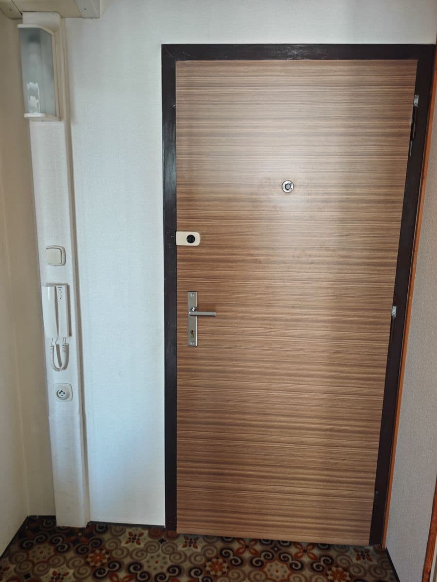 2 bedroom flat to rent, 53 m², Dubnova, Prague, Prague 2 bedroom flat to rent, 53 m², Dubnova, Prague, Prague