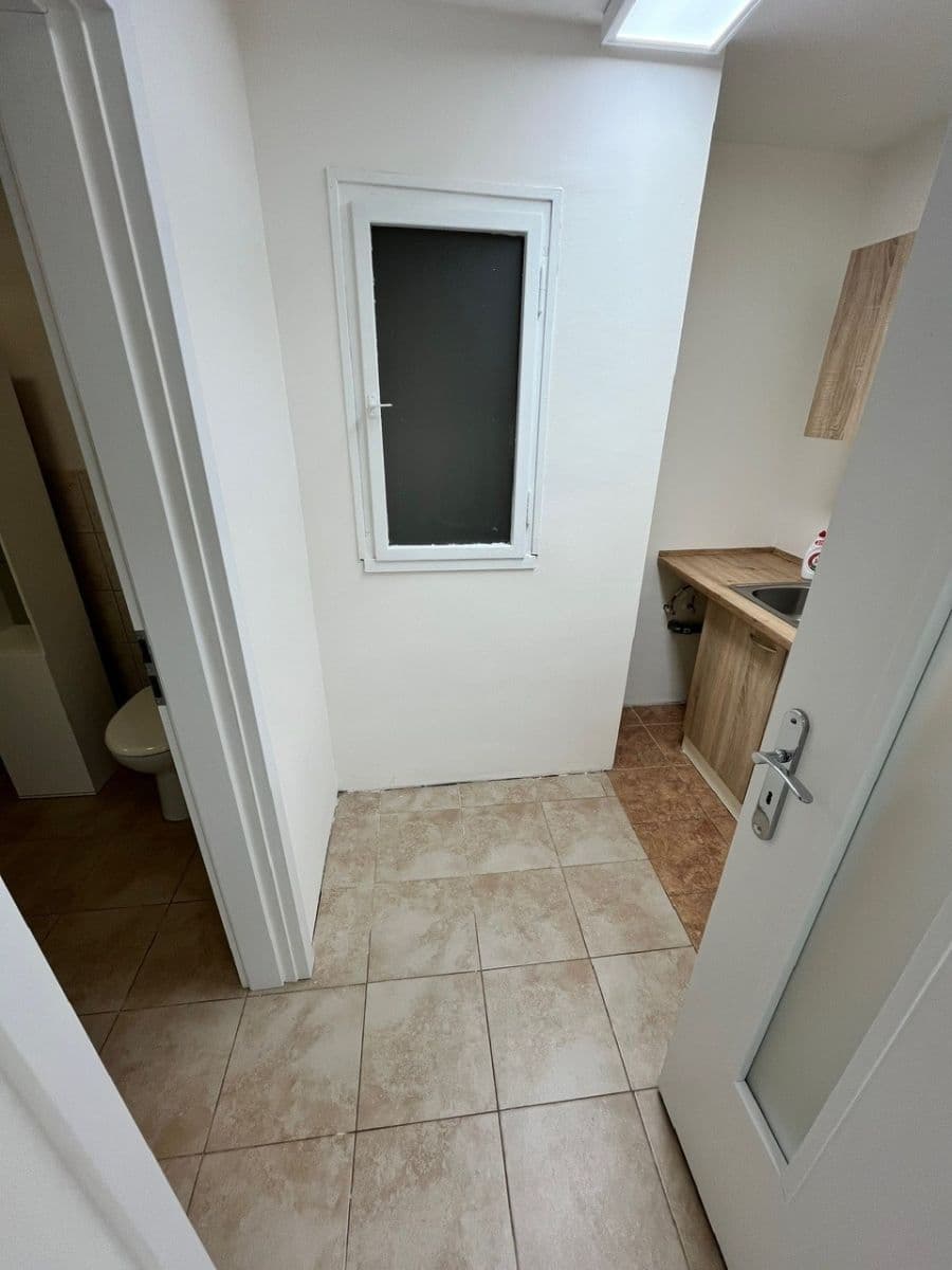 1 bedroom flat to rent, 40 m², Užocká, Prague, Prague 1 bedroom flat to rent, 40 m², Užocká, Prague, Prague