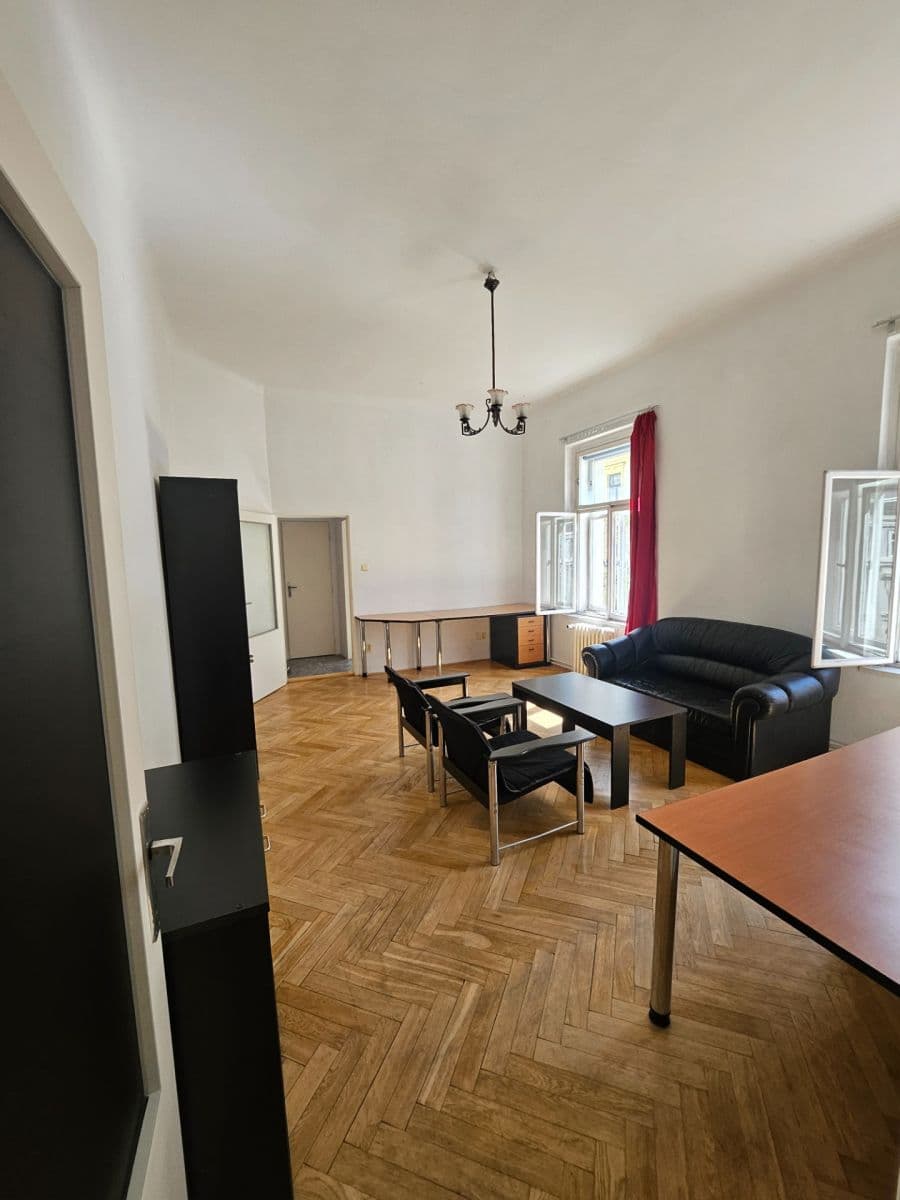 2 bedroom flat to rent, 53 m², Uruguayská, Prague, Prague 2 bedroom flat to rent, 53 m², Uruguayská, Prague, Prague