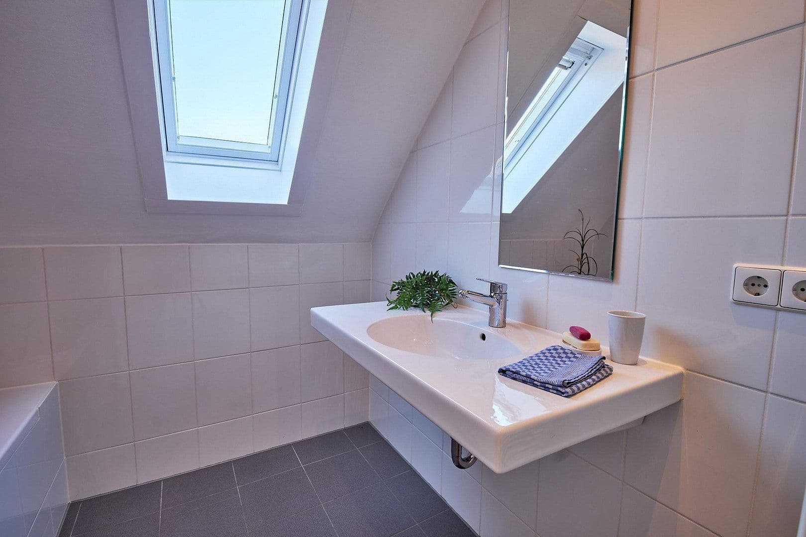 3 bedroom with open-plan kitchen flat for sale, 105 m², Esslingen am Neckar, Baden-Württemberg 3 bedroom with open-plan kitchen flat for sale, 105 m², Esslingen am Neckar, Baden-Württemberg