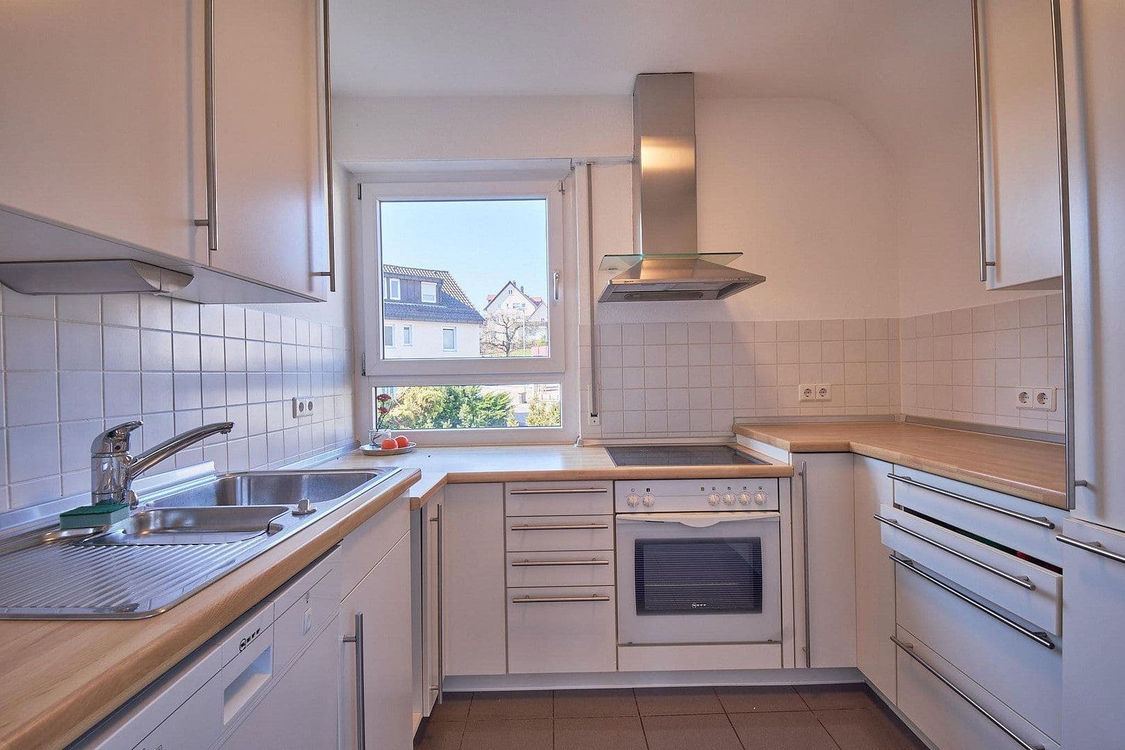 3 bedroom with open-plan kitchen flat for sale, 105 m², Esslingen am Neckar, Baden-Württemberg 3 bedroom with open-plan kitchen flat for sale, 105 m², Esslingen am Neckar, Baden-Württemberg