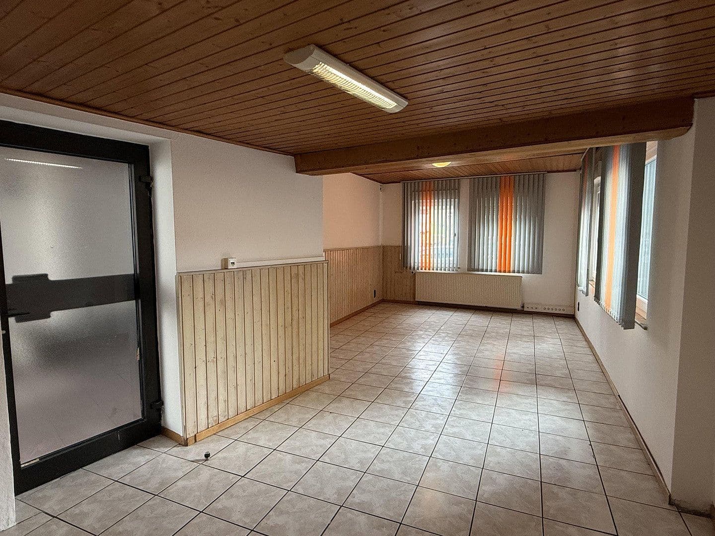 house to rent, 195 m², Friedberg (Hessen), Hesse house to rent, 195 m², Friedberg (Hessen), Hesse