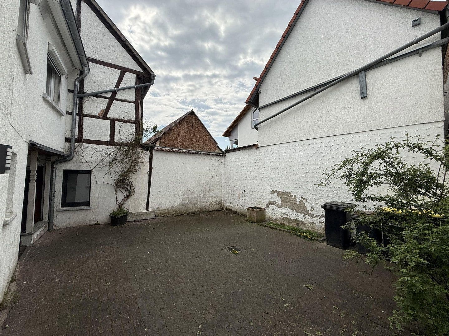 house to rent, 195 m², Friedberg (Hessen), Hesse house to rent, 195 m², Friedberg (Hessen), Hesse