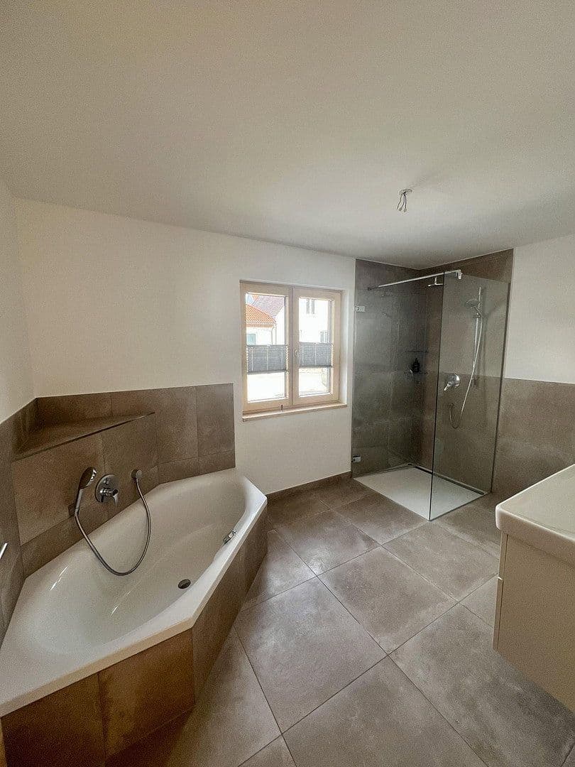 4 bedroom flat to rent, 117 m², Markt Inersdorf, Bavaria 4 bedroom flat to rent, 117 m², Markt Inersdorf, Bavaria