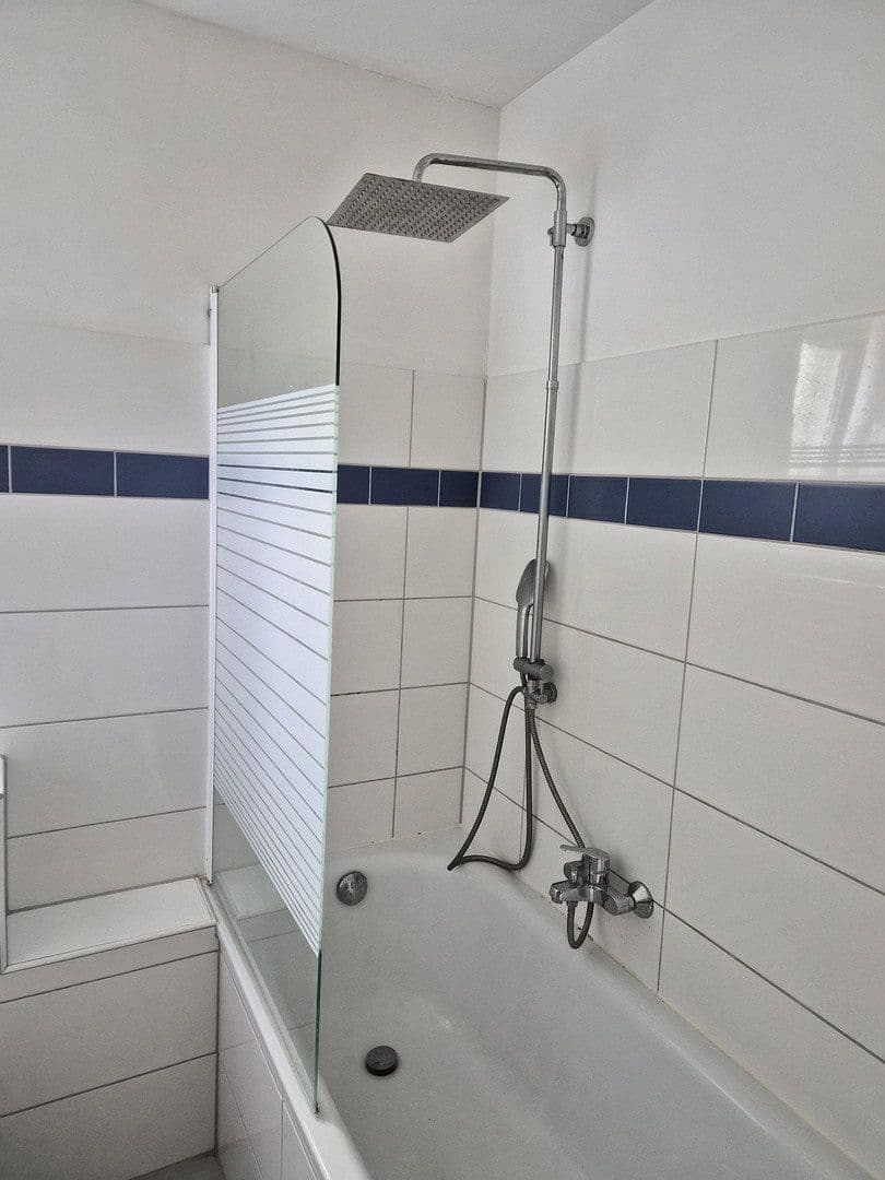 1 bedroom flat to rent, 43 m², Robert-Koch-Straße 8, Leverkusen, North Rhine-Westphalia 1 bedroom flat to rent, 43 m², Robert-Koch-Straße 8, Leverkusen, North Rhine-Westphalia