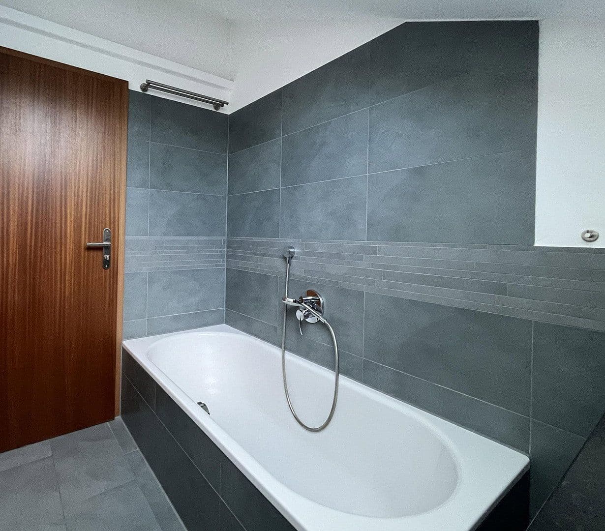 4 bedroom flat for sale, 93 m², Raubling, Bavaria 4 bedroom flat for sale, 93 m², Raubling, Bavaria