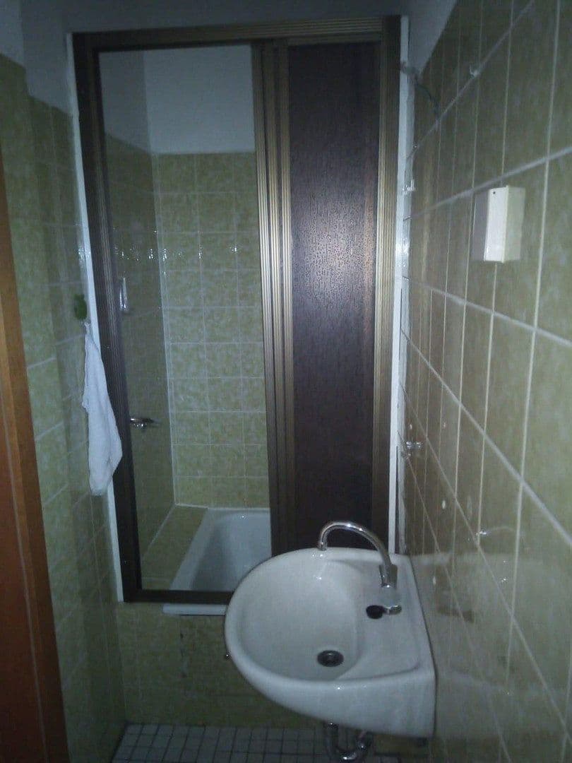 house for sale, 120 m², Heinrich-Lersch-Platz 9, Essen, North Rhine-Westphalia house for sale, 120 m², Heinrich-Lersch-Platz 9, Essen, North Rhine-Westphalia