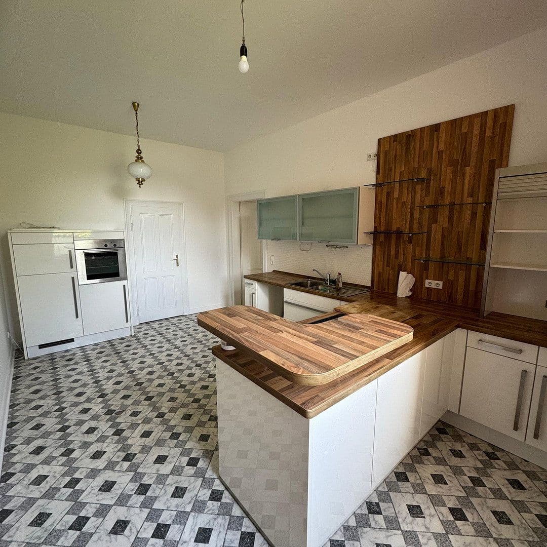 4 bedroom flat to rent, 120 m², Helmstedt, Lower Saxony 4 bedroom flat to rent, 120 m², Helmstedt, Lower Saxony