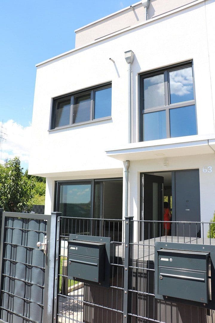 house to rent, 159 m², Offenbach, Hesse house to rent, 159 m², Offenbach, Hesse