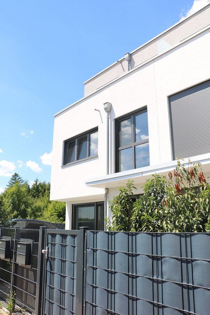 house to rent, 159 m², Offenbach, Hesse house to rent, 159 m², Offenbach, Hesse